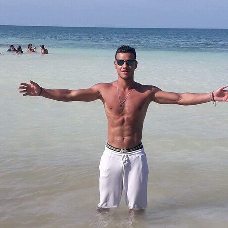 Erick P rez onlyfans public photos