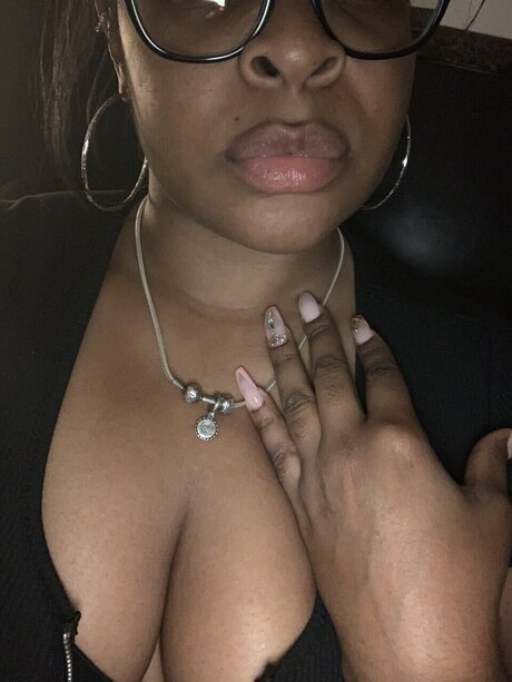 TheeQueen nude onlyfans