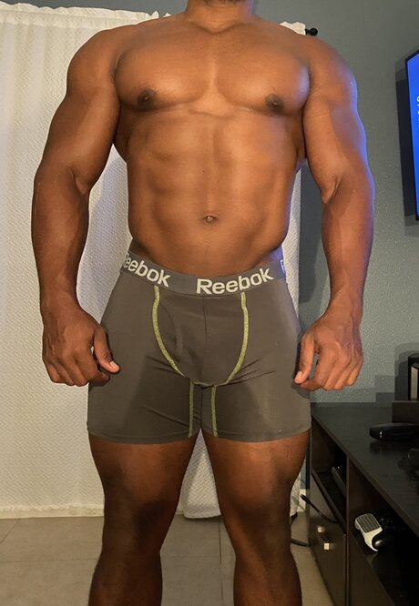 Brown Muscle porn onlyfans