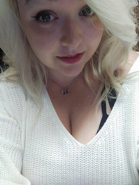 Shelby Long onlyfans public photos