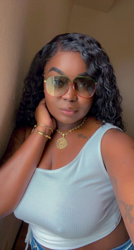 IslandGirl Shin onlyfans leaks porn