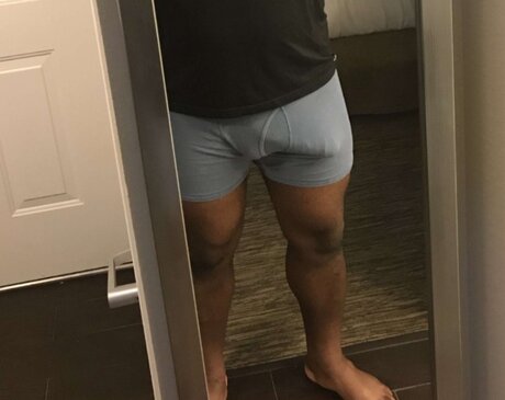 Big Dick Stallion onlyfans posts