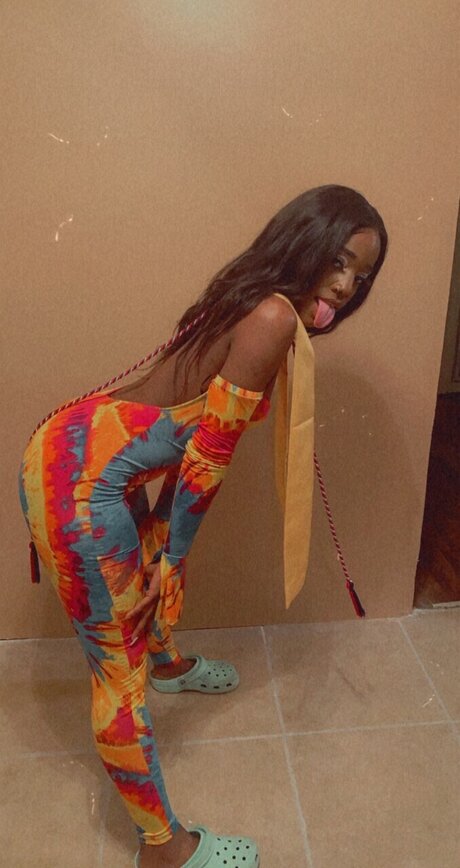 trenieciaa bratton onlyfans leak fuck