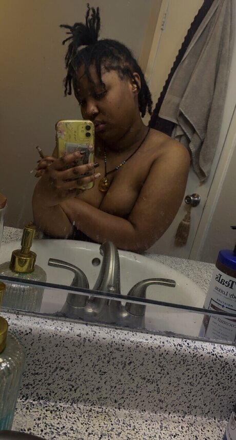 Rashya tits onlyfans