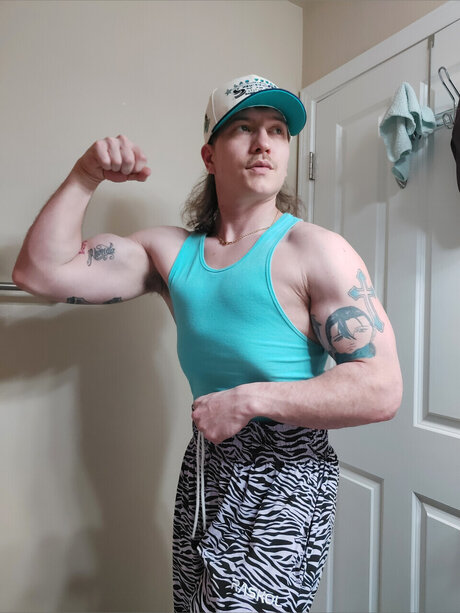 Dances w asses only fans naked