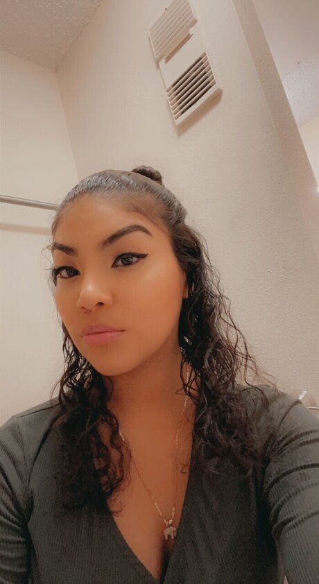 Janelle onlyfans nude content