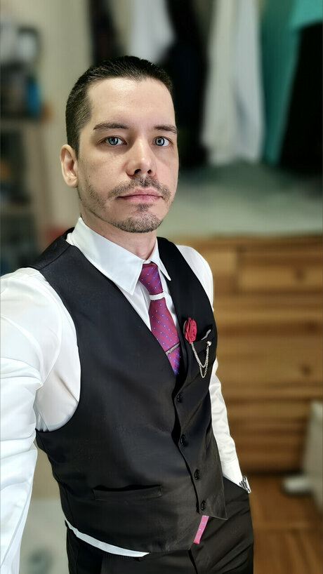 Vir g L szl_ leaked only fans nudes