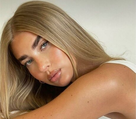 Mika Baby onlyfans nudes porn