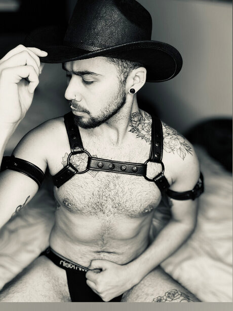 Adamxxx onlyfans