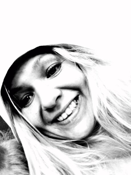 Dirty Emilia onlyfans sex tape