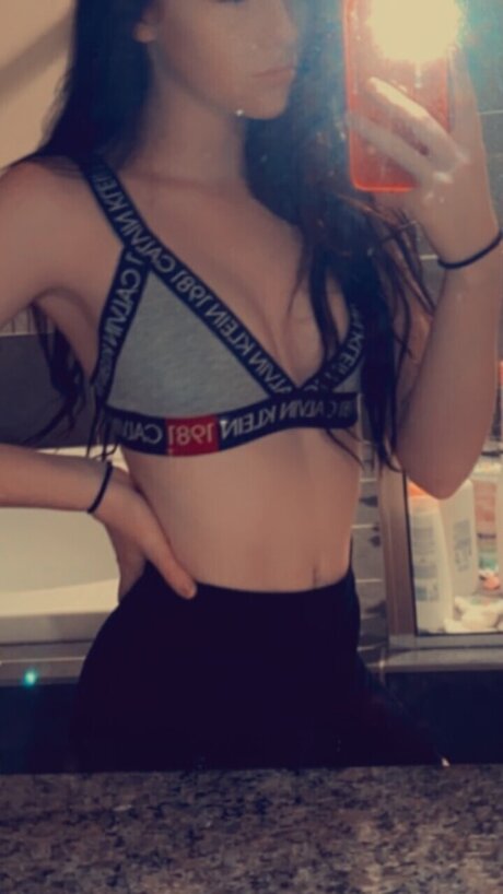 REIGN onlyfans uncensored