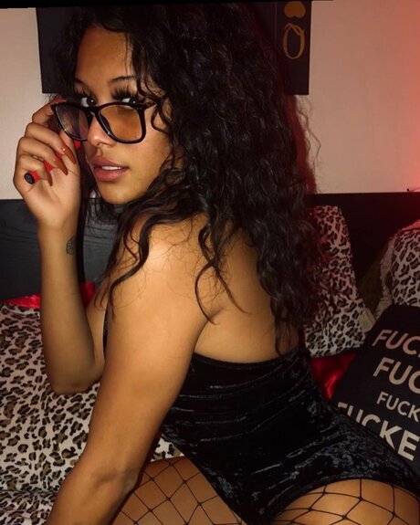 Big Booty Rena_ onlyfans porn leaked