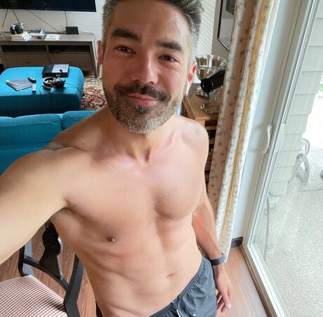 BoomHardly onlyfans leaked.