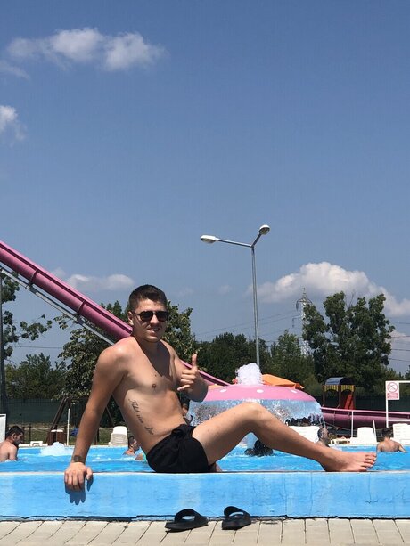 Neacsu Adrian onlyfans nudes