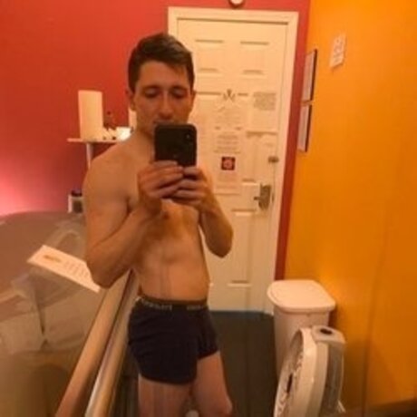Robert Standard onlyfans striptease