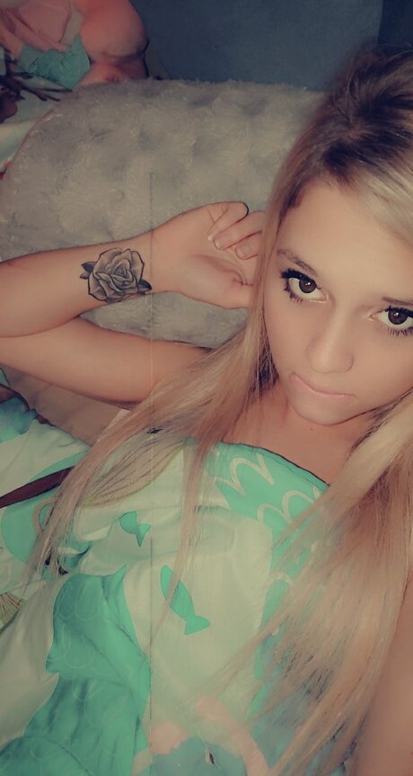 Aubrey Springs onlyfans naked