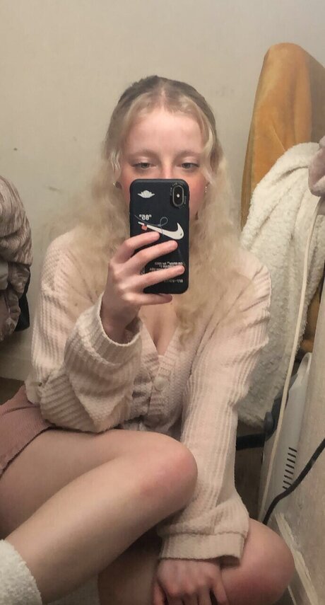 LABBITT onlyfans nude pictures