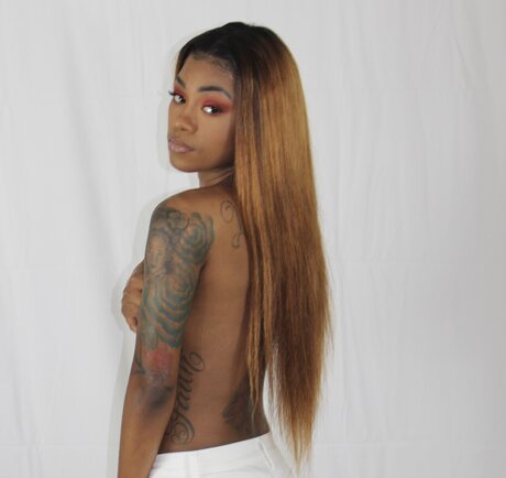 Issabella McCarty onlyfans porn free