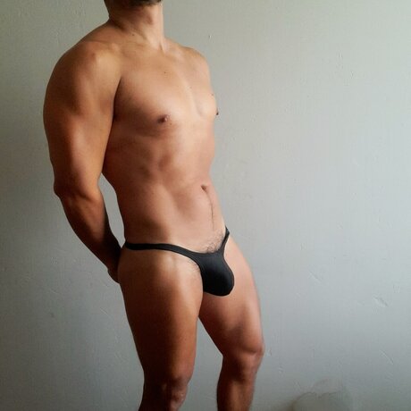 Peruanodc naked on onlyfans