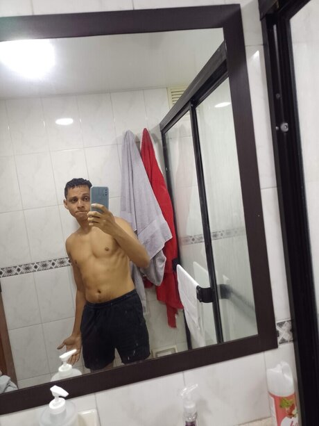 ALISTAR LOVELESS onlyfans sextape