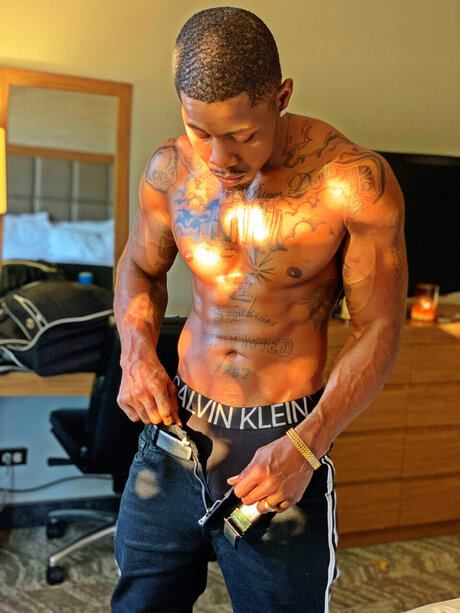 Jay Fantasyy onlyfans model photos