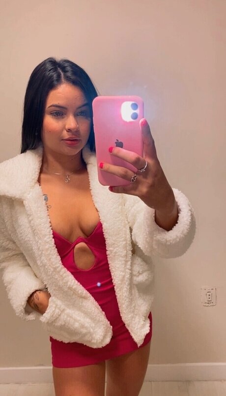 Vitoria Gomes leaked onlyfans pics