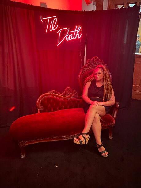 Queen Ursula onlyfans model photos