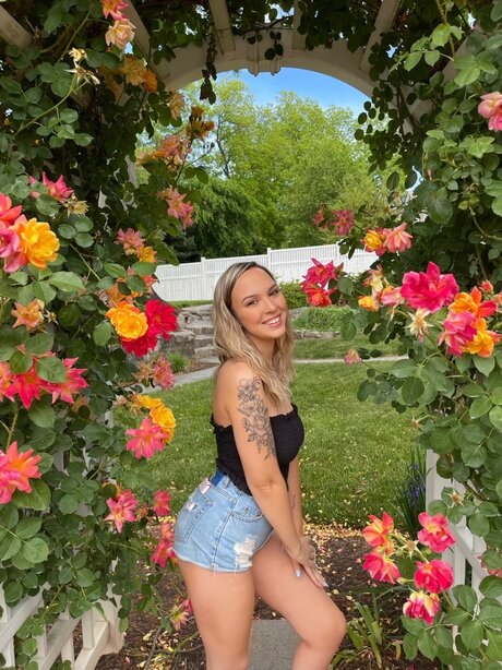 Kirsten Ariana leaked onlyfans