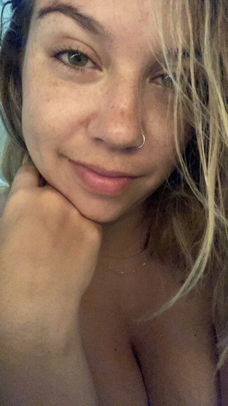 Desiree Peach_ onlyfans leaked