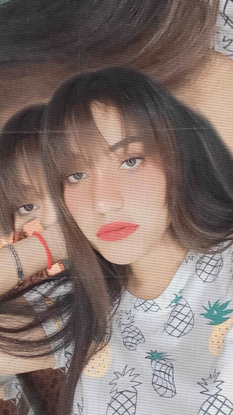 Anahi totres feet onlyfans