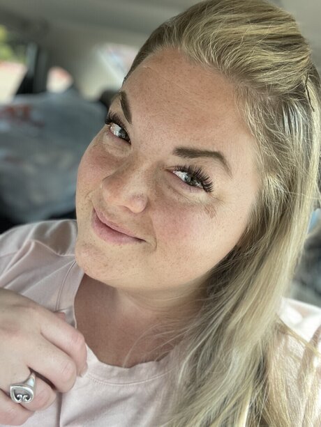 Adrienne new leaked onlyfans