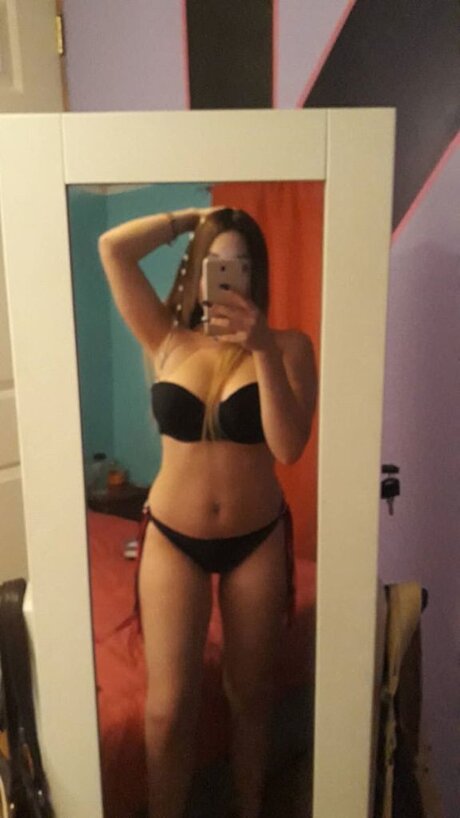 nikol onlyfans leaks naked