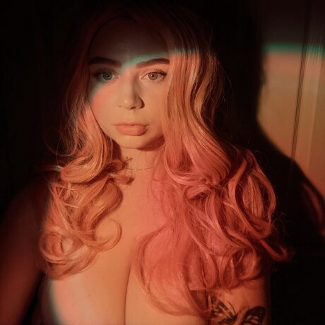 Cherrywolfx onlyfans leaked.