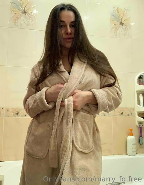 marry fgfree onlyfans boobs