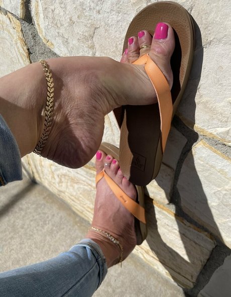 mimifootnip onlyfans free