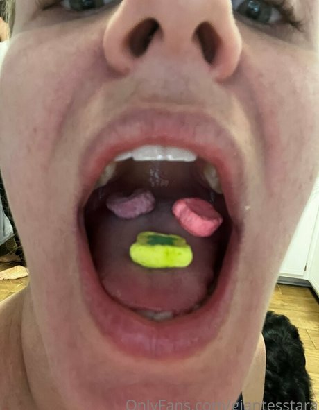 giantesstara onlyfans porn leaks