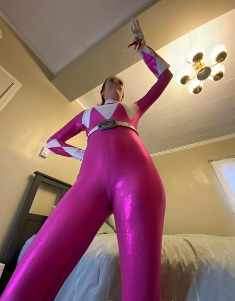 giantesstara onlyfans leaked.