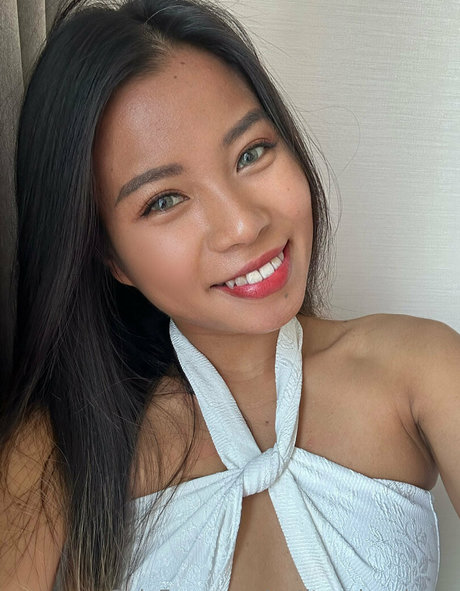 petiteasianchaya leaked onlyfans