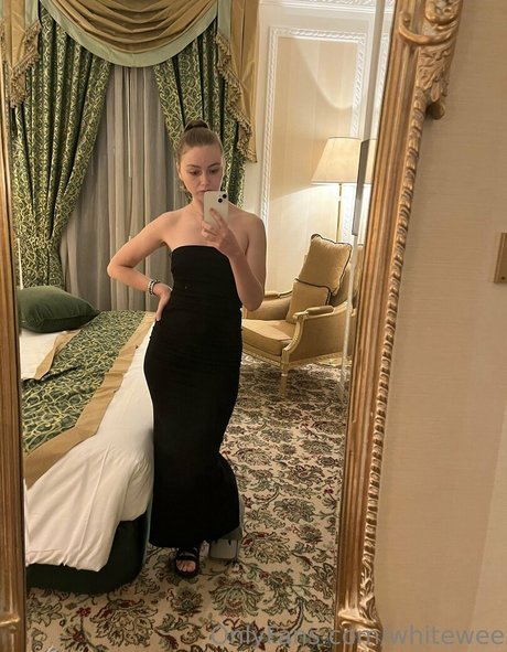 whitewee onlyfans creator