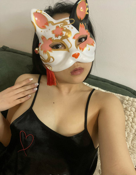 petitemulan nude on onlyfans