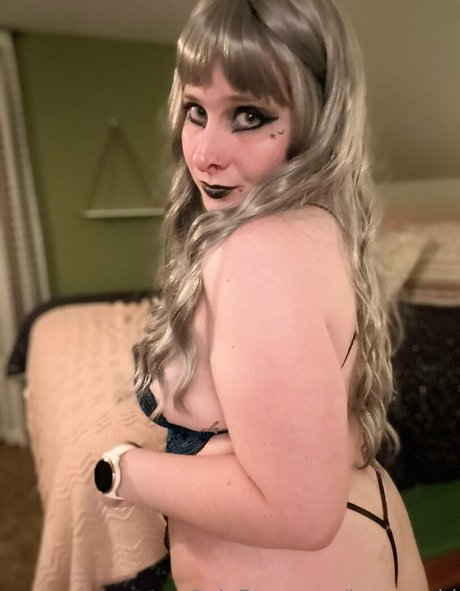 keexxxchi onlyfans pics