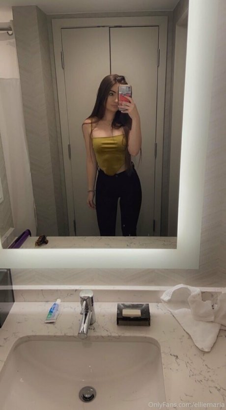 elliexlovely onlyfans leaked nude