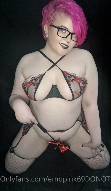 emopink69 only fans leaks porn
