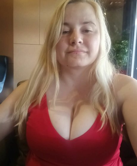 Dejana Savi onlyfans leak fuck