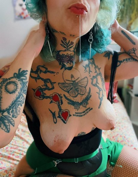 Querosie Querosie leaked onlyfans nude