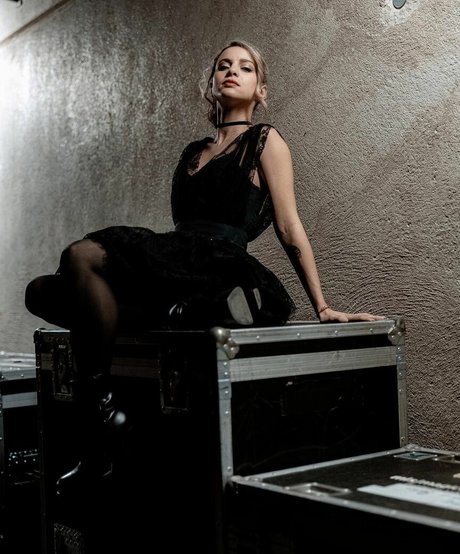 laure bv onlyfans sextape