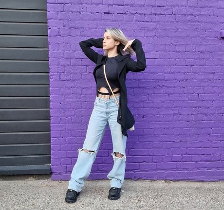 laure bv onlyfans sex tape