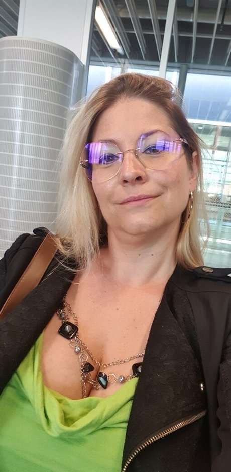 Cheyenne Duvallon onlyfans posts