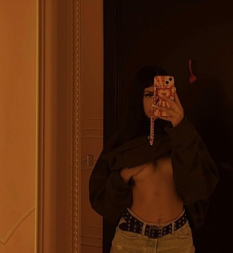 luxuraa leaked onlyfans sextape