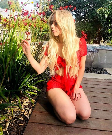 Madilyn Bailey onlyfans images